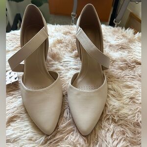 Shoes with Heel Diagonal Strap Closed Toes High He
